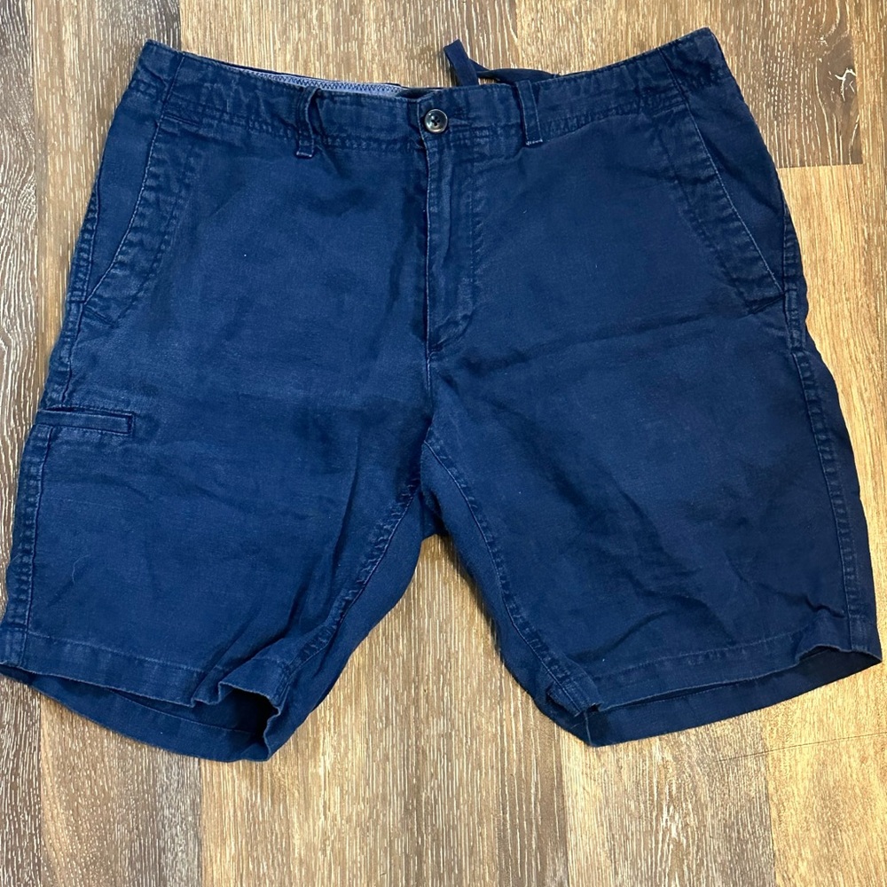 Banana Republic Men’s Linen Shorts
